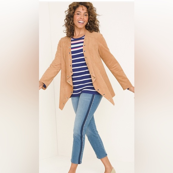 Chico’s So Slimming Rope Trimmed Girlfriend Crop Jean - Picture 2 of 9